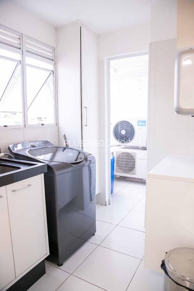 Apartamento à venda com 3 quartos, 113m² - Foto 11