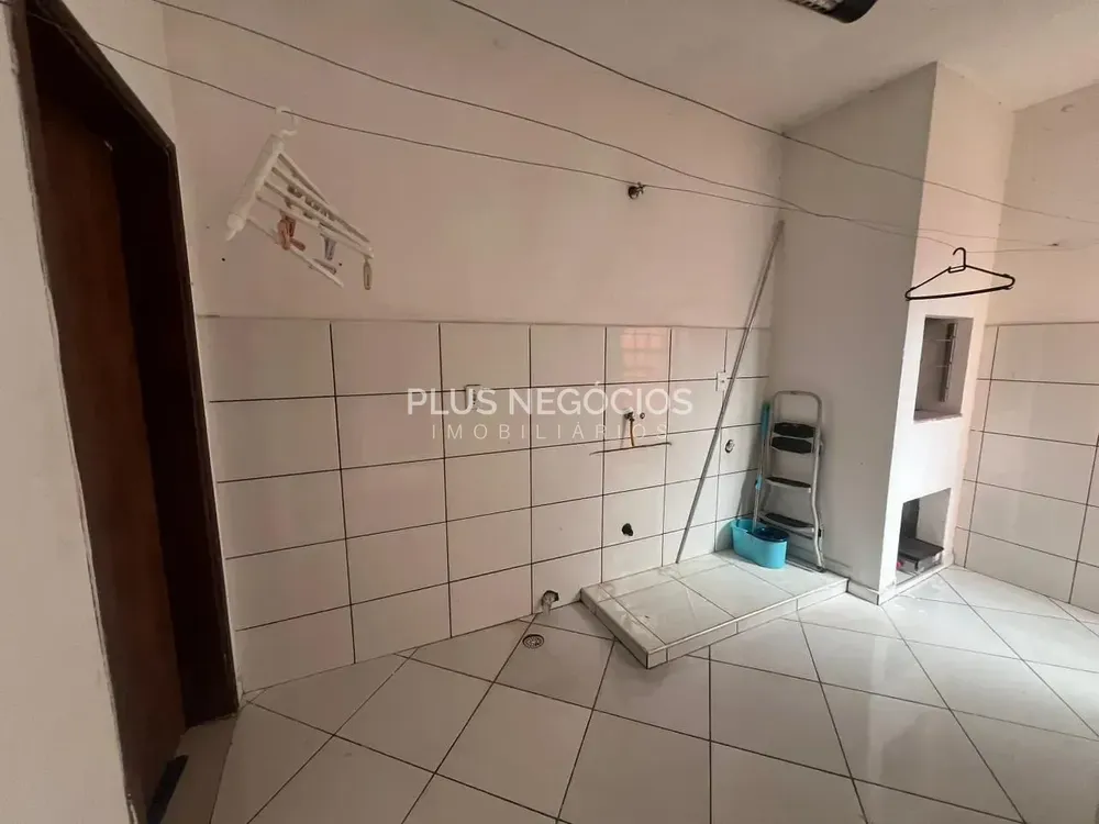 Casa, 6 quartos, 247 m² - Foto 7