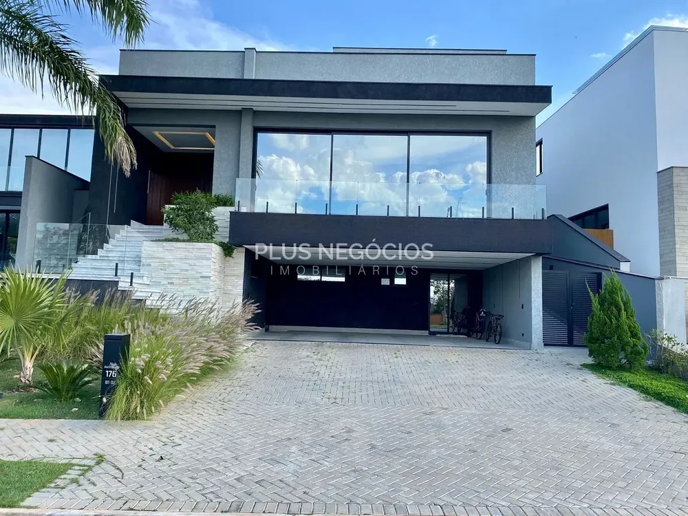 Casa, 3 quartos, 330 m² - Foto 1
