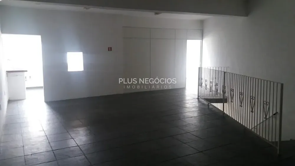 Sobrado, 1 quarto, 210 m² - Foto 3