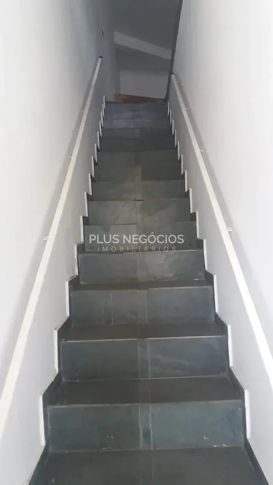 Sobrado, 1 quarto, 210 m² - Foto 2