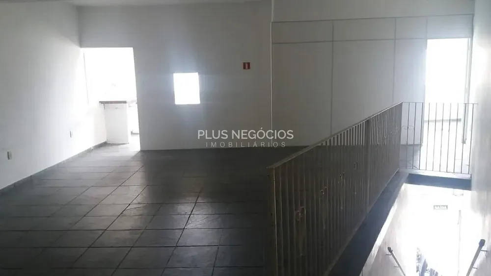 Sobrado, 1 quarto, 210 m² - Foto 8