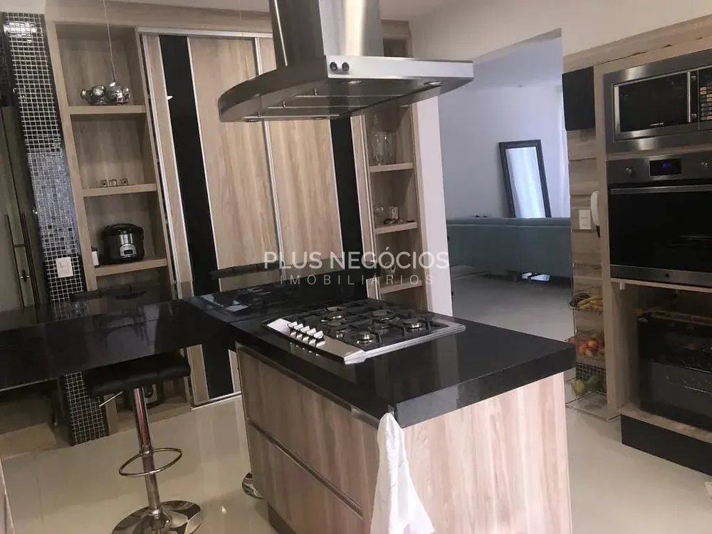 Casa, 3 quartos, 314 m² - Foto 4