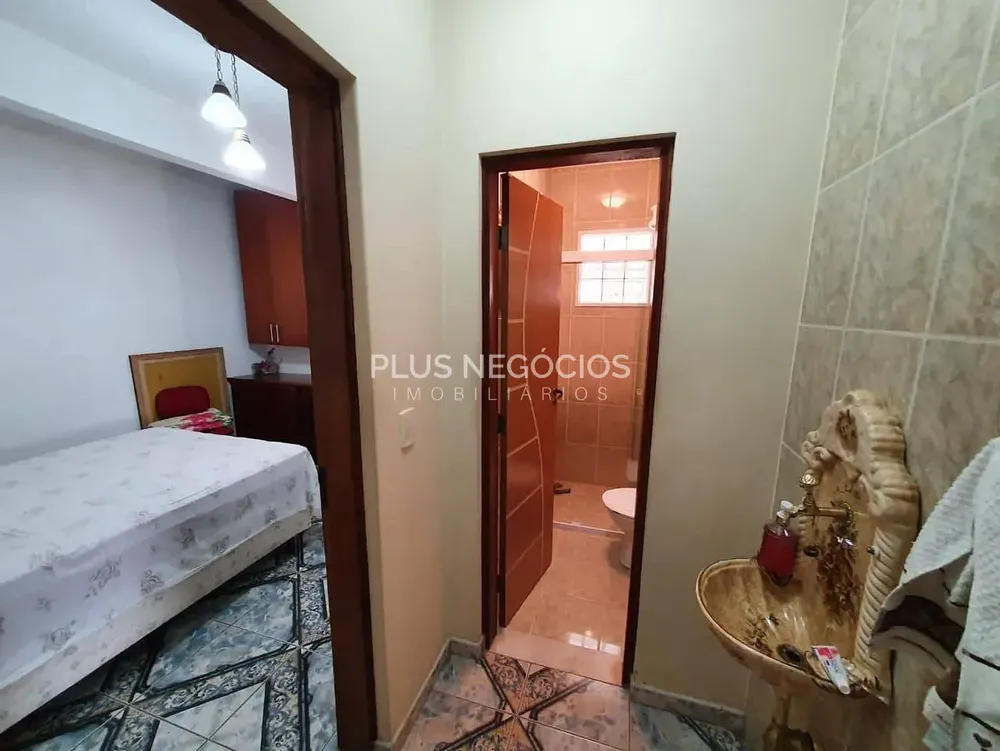 Casa, 3 quartos, 250 m² - Foto 9