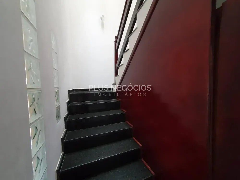 Casa, 3 quartos, 250 m² - Foto 10