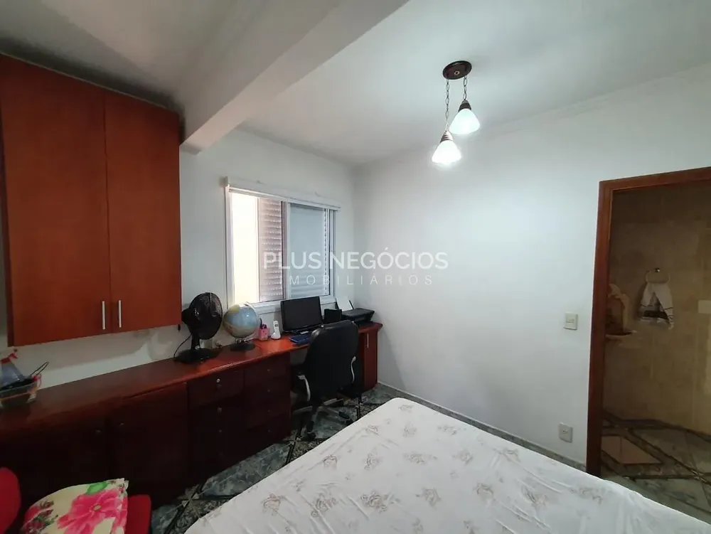 Casa, 3 quartos, 250 m² - Foto 1