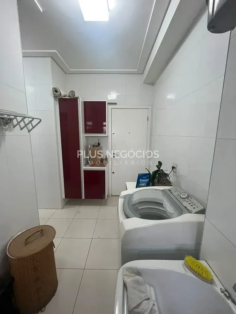 Apartamento, 3 quartos, 196 m² - Foto 4