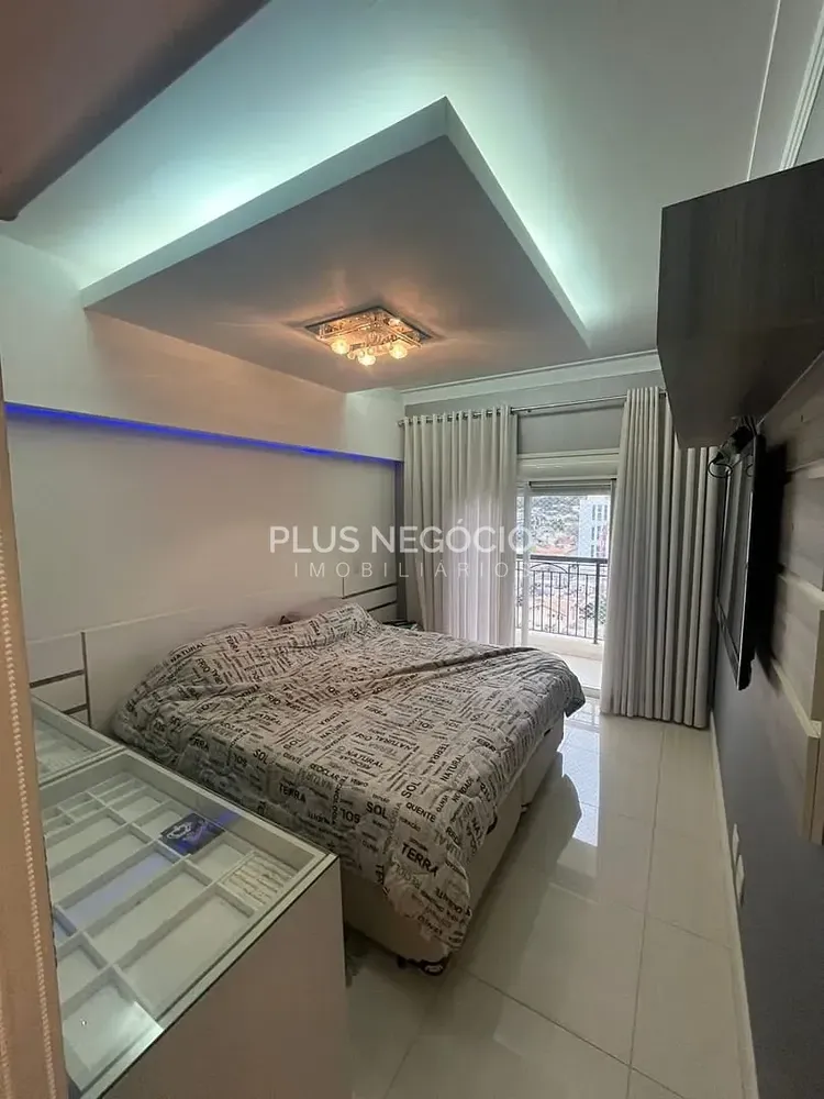 Apartamento, 3 quartos, 196 m² - Foto 2