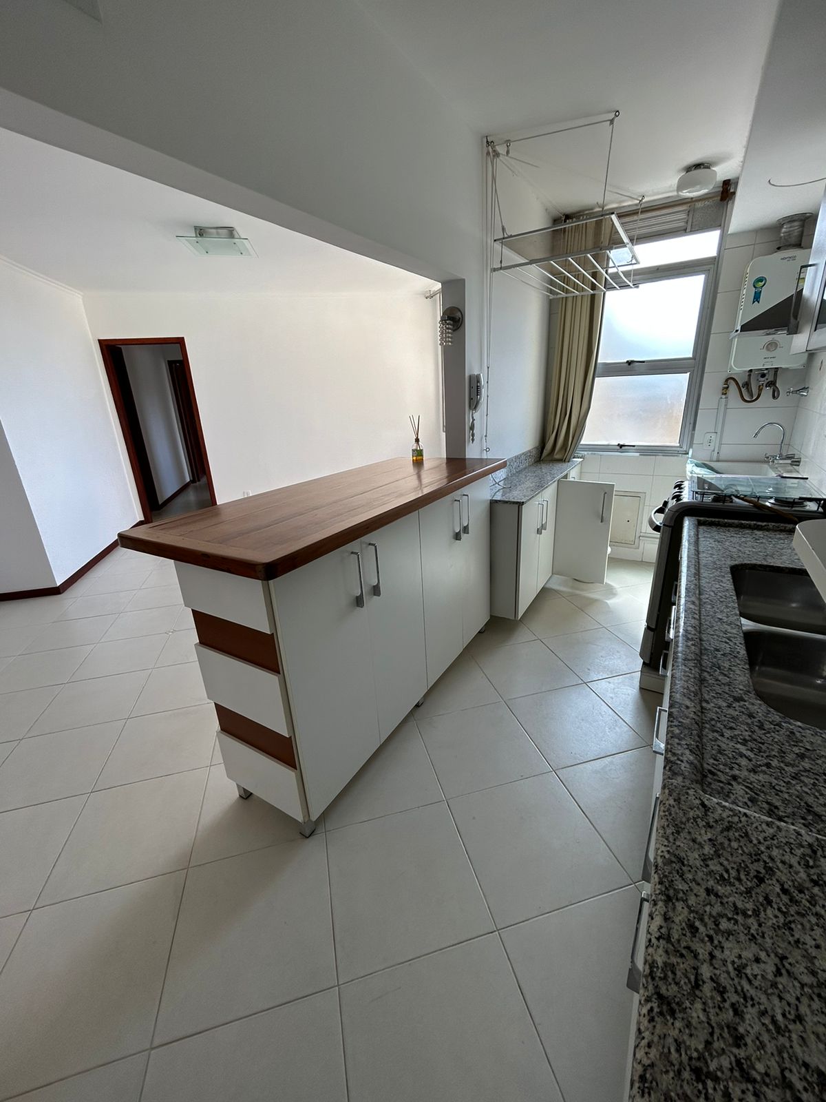 Apartamento à venda com 2 quartos, 64m² - Foto 13