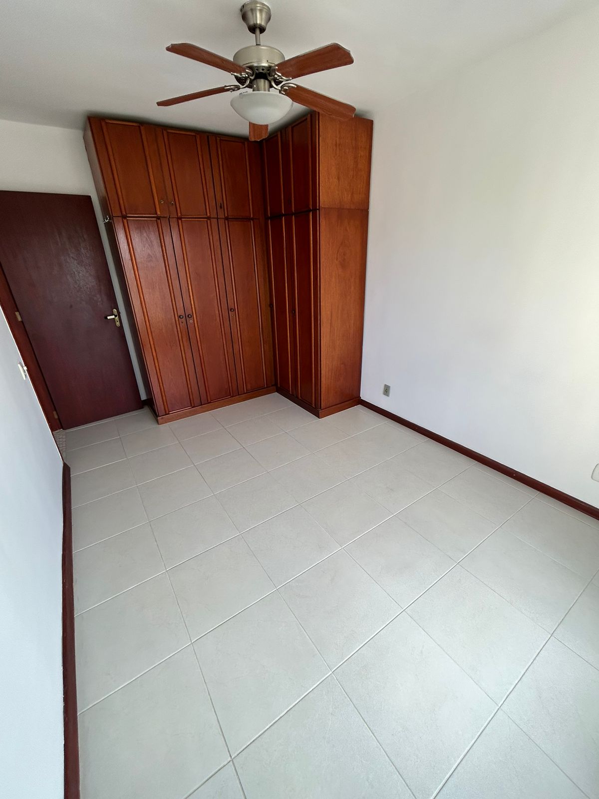 Apartamento à venda com 2 quartos, 64m² - Foto 10