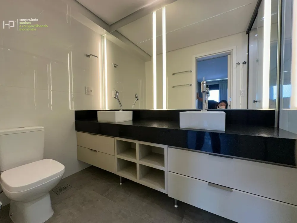 Apartamento, 3 quartos, 127 m² - Foto 1