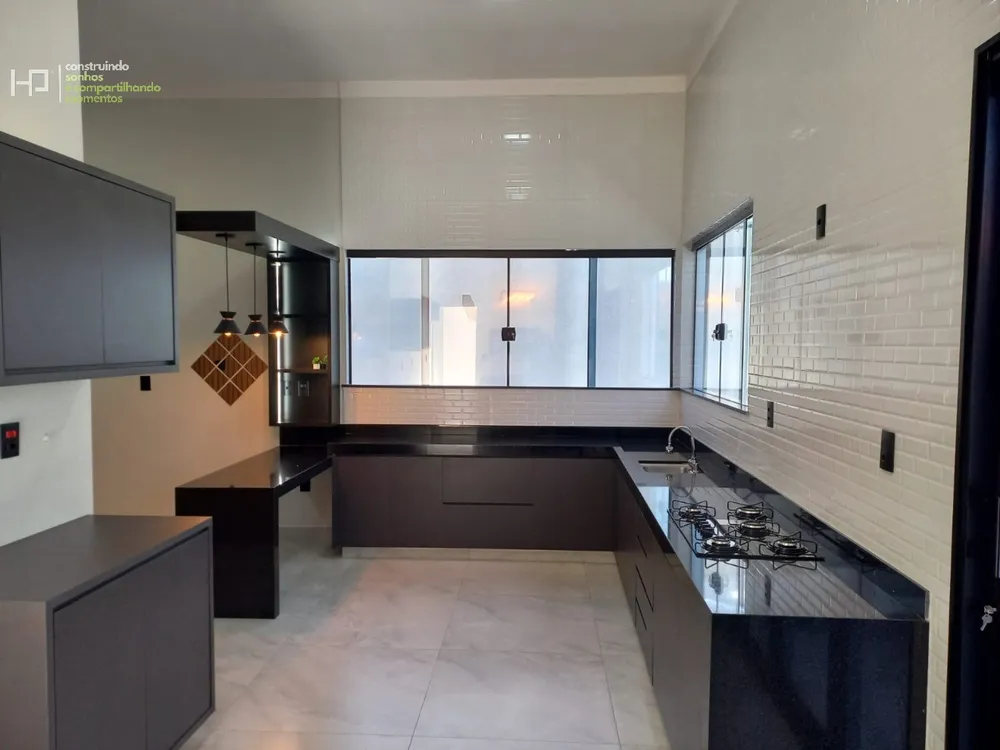 Casa, 3 quartos, 135 m² - Foto 1