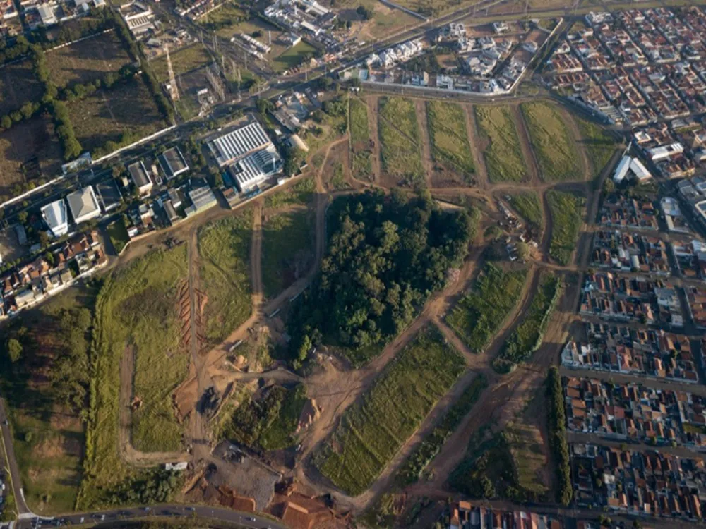 Loteamento e Condomínio, 421 m² - Foto 2