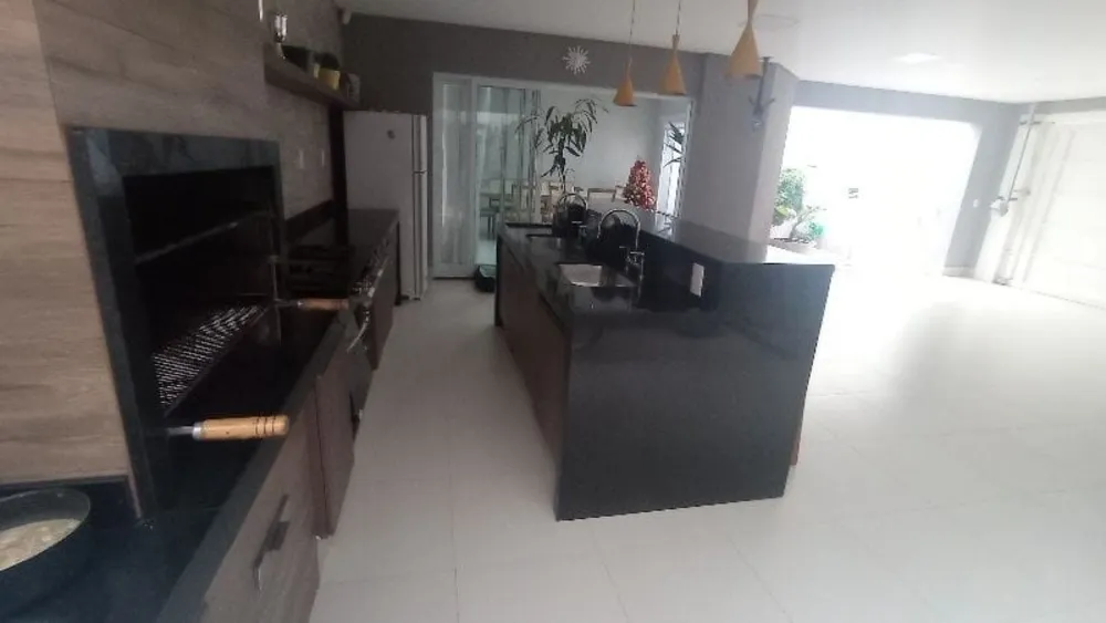 Casa, 4 quartos, 250 m² - Foto 2
