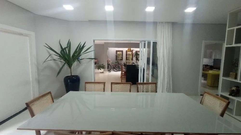 Casa, 4 quartos, 250 m² - Foto 4