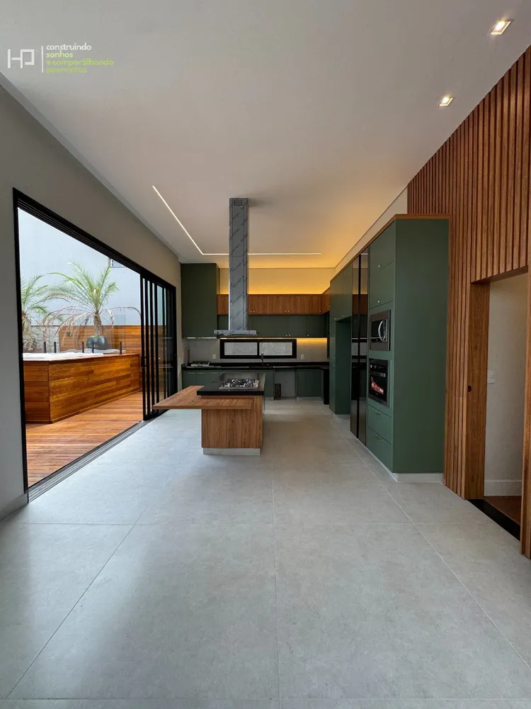 Casa de Condomínio, 4 quartos - Foto 1