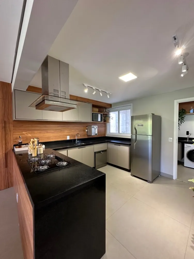 Apartamento, 3 quartos, 145 m² - Foto 2