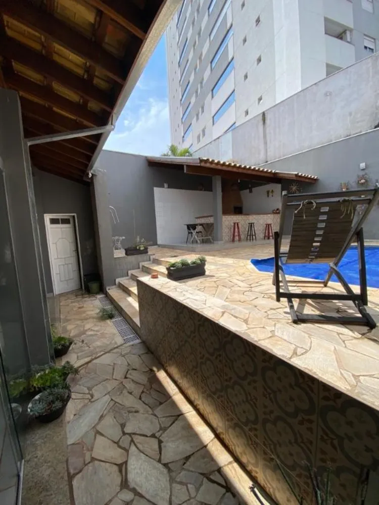 Casa, 5 quartos, 308 m² - Foto 4