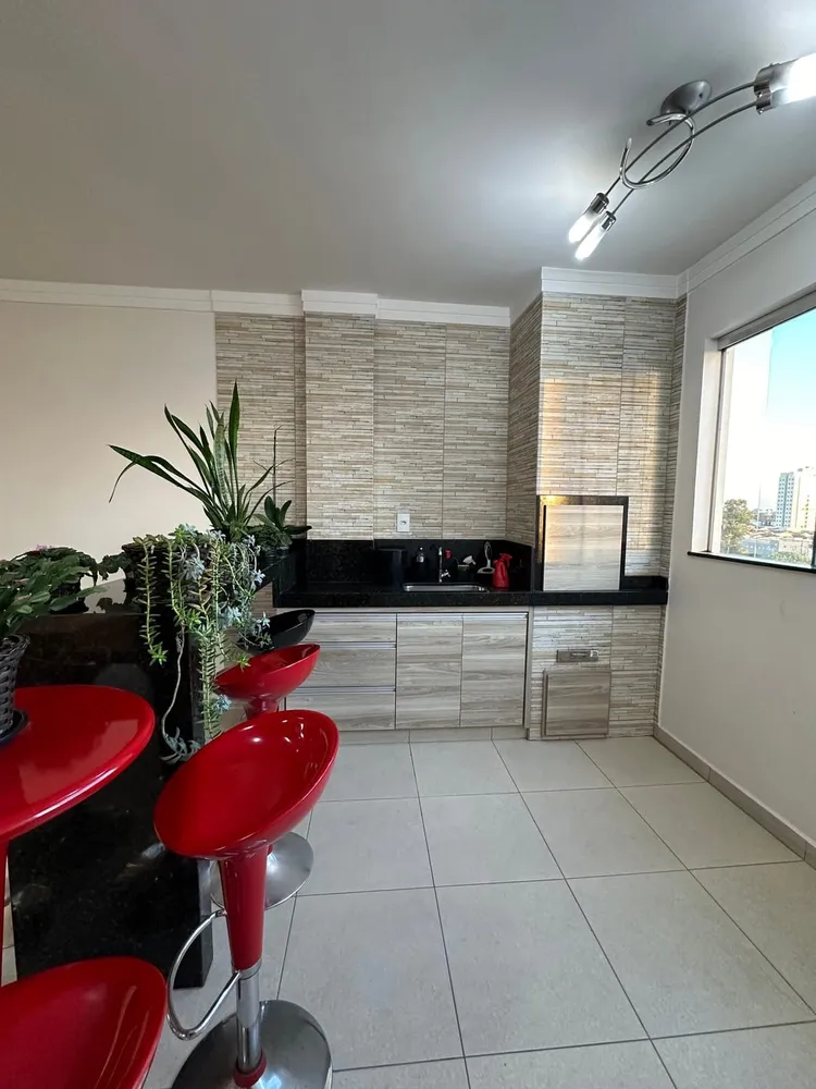 Cobertura, 3 quartos, 176 m² - Foto 2