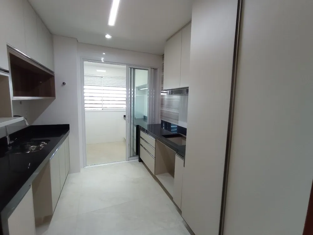 Apartamento, 3 quartos, 140 m² - Foto 5