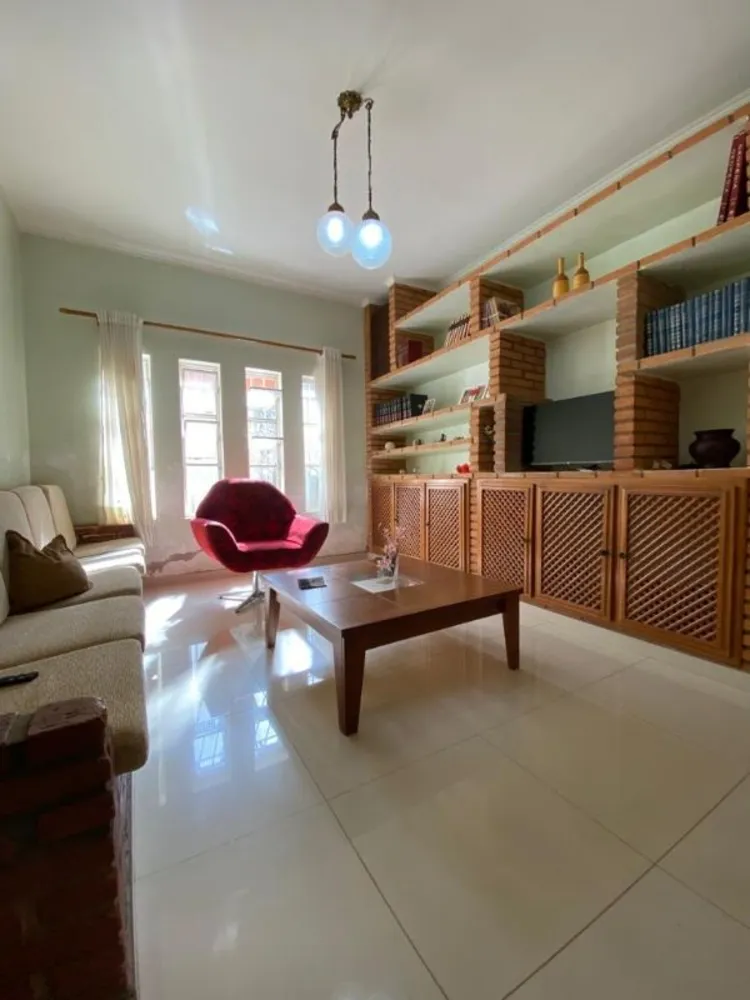 Casa, 3 quartos, 273 m² - Foto 2