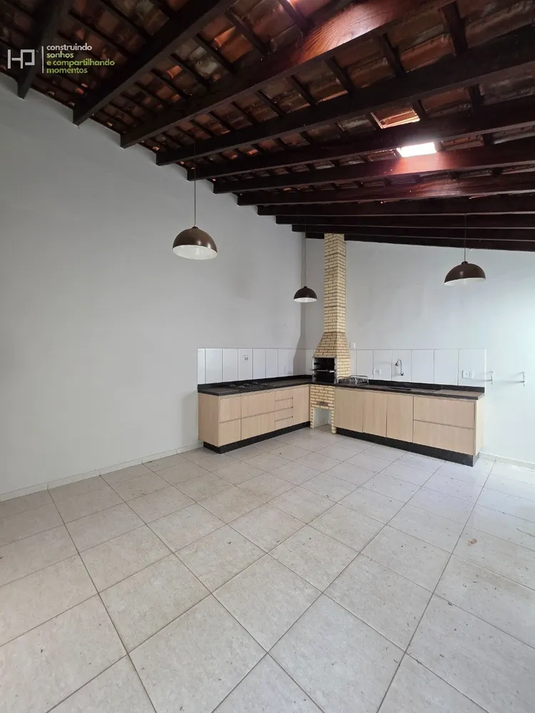 Casa, 3 quartos, 169 m² - Foto 2