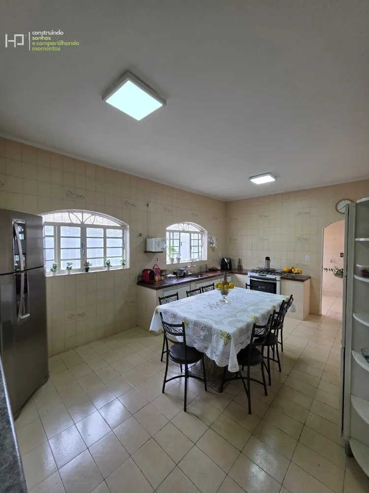 Casa, 3 quartos, 296 m² - Foto 6
