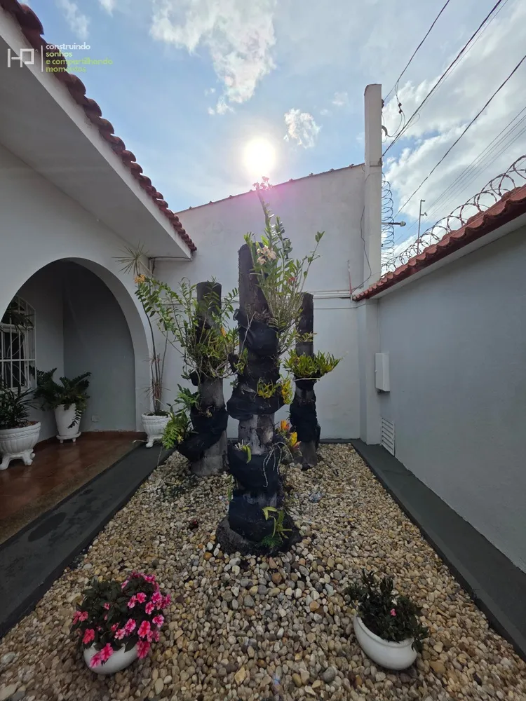 Casa, 3 quartos, 296 m² - Foto 1
