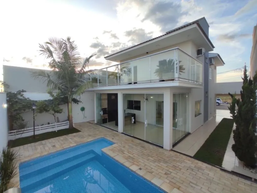 Casa, 4 quartos, 214 m² - Foto 2