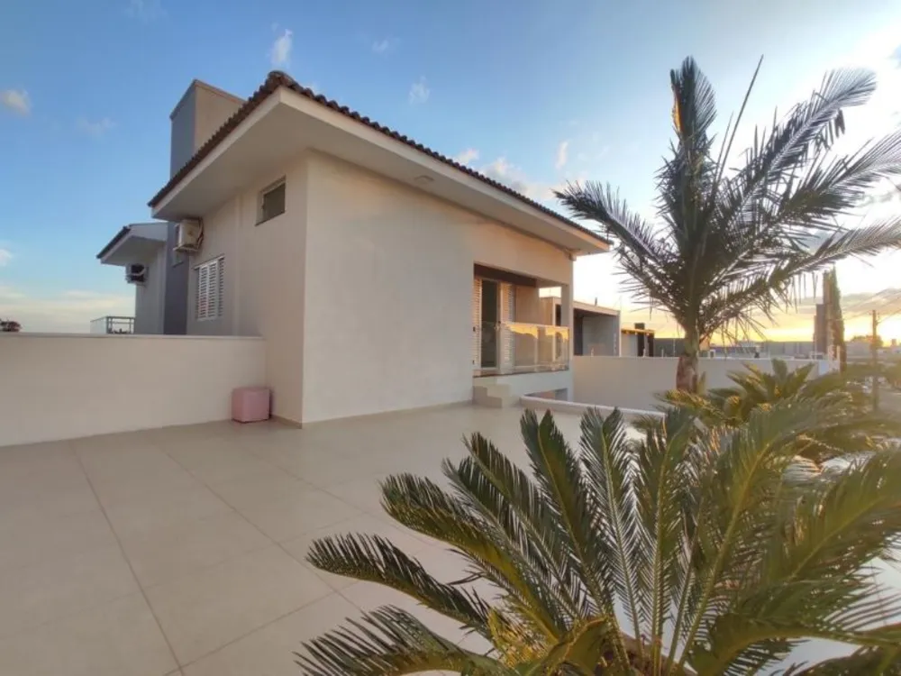 Casa, 4 quartos, 214 m² - Foto 3