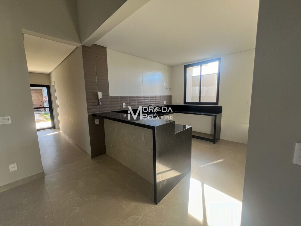 Casa, 3 quartos, 194 m² - Foto 3