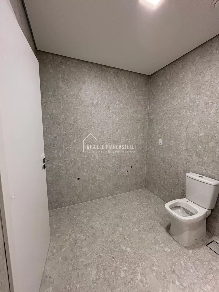 Apartamento, 3 quartos, 182 m² - Foto 1