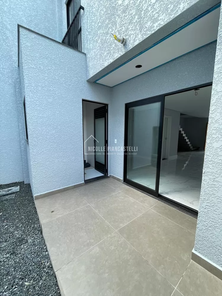 Casa, 3 quartos, 122 m² - Foto 1