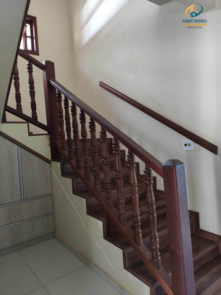 Casa, 3 quartos, 200 m² - Foto 1