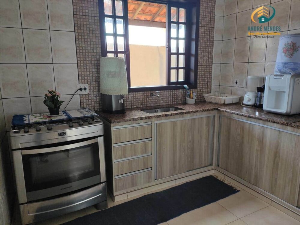 Casa, 3 quartos, 200 m² - Foto 2