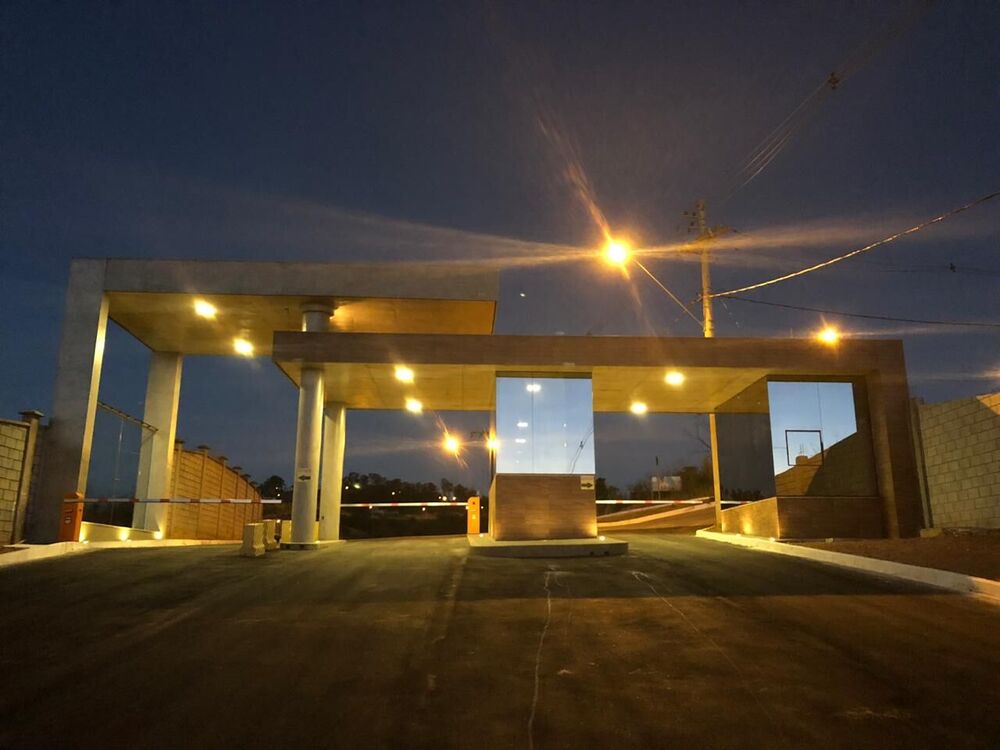 Terreno à venda, 1000m² - Foto 1