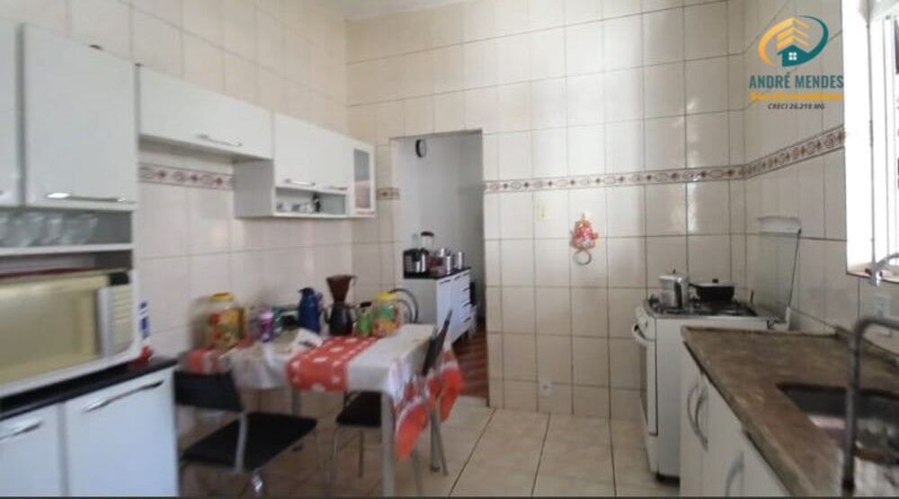 Casa, 3 quartos, 162 m² - Foto 3