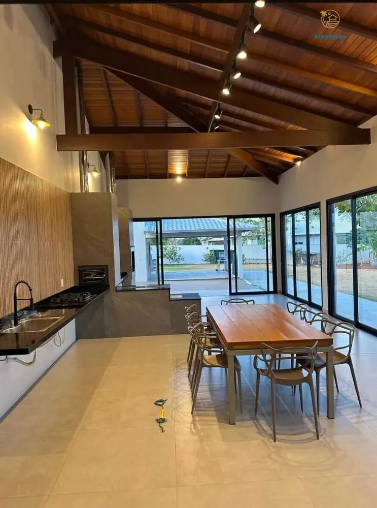 Casa, 4 quartos, 270 m² - Foto 11