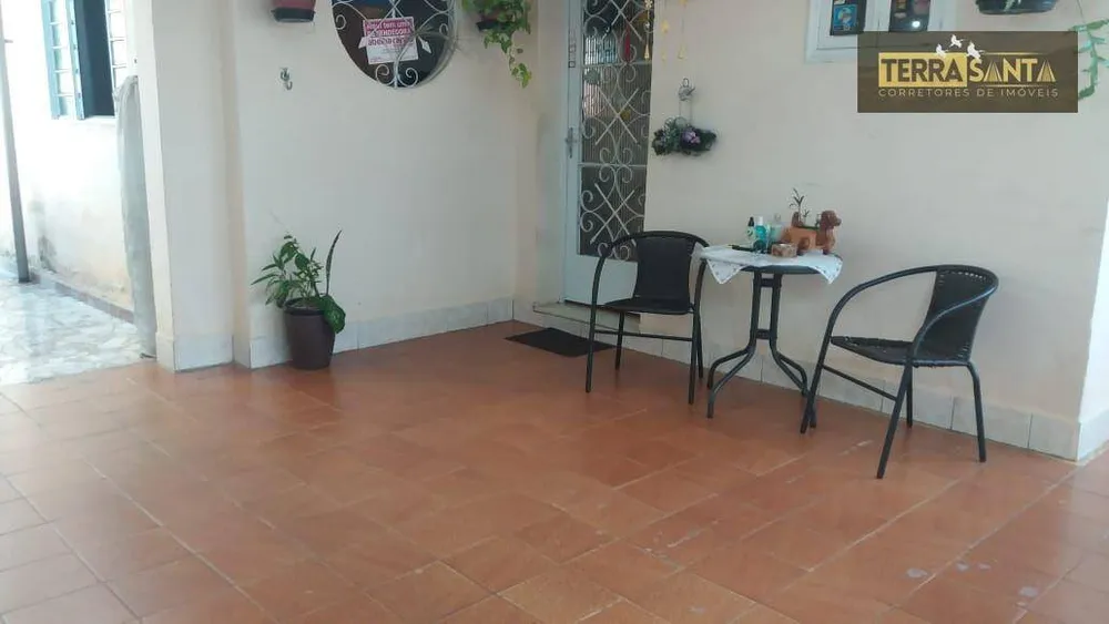 Casa, 3 quartos, 235 m² - Foto 1