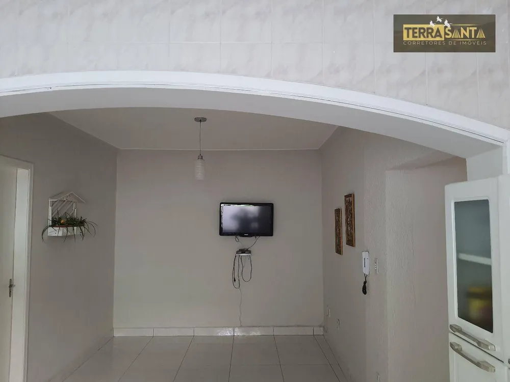 Casa, 3 quartos, 230 m² - Foto 4