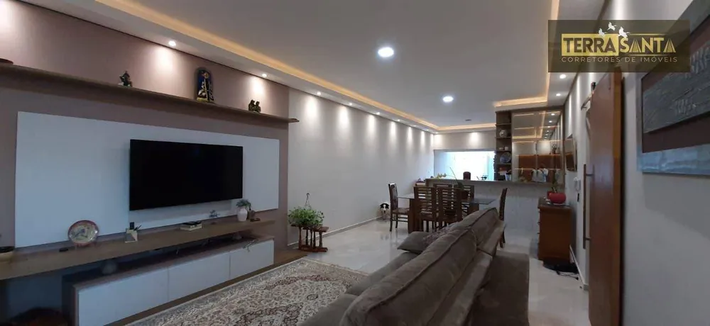 Casa, 3 quartos, 168 m² - Foto 1
