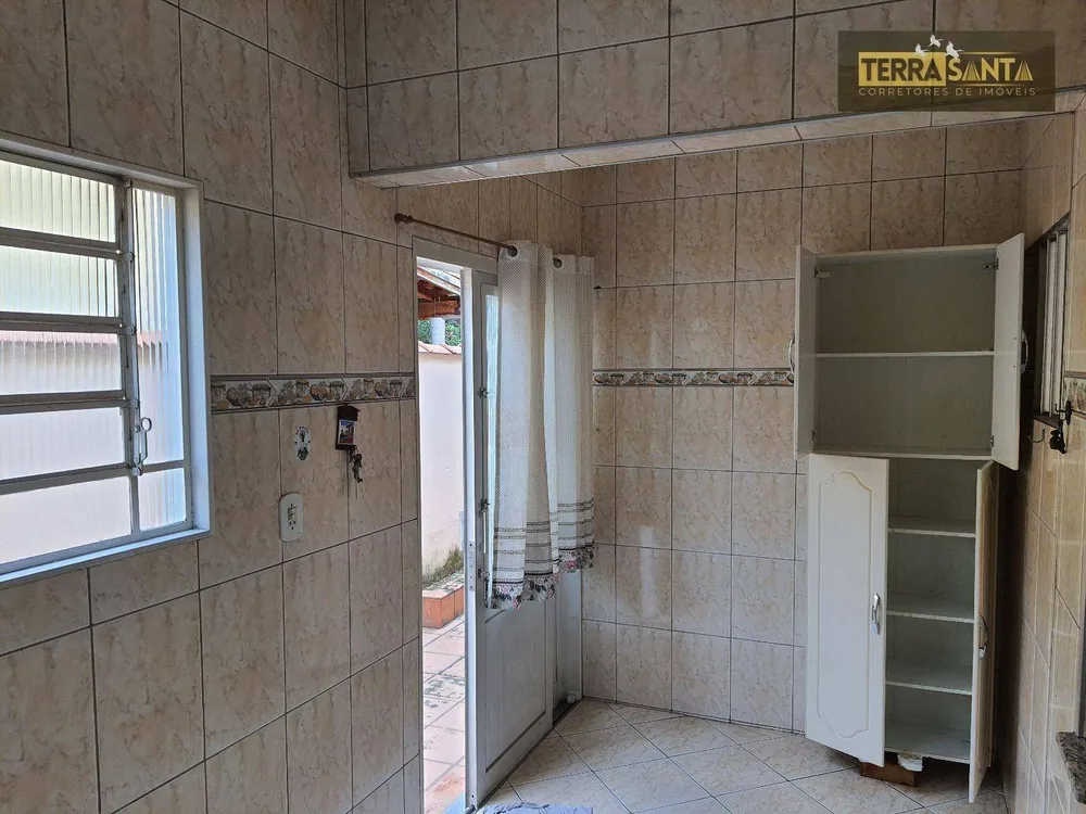 Casa, 3 quartos, 250 m² - Foto 4