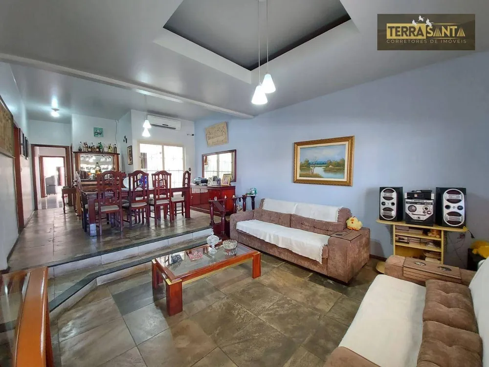 Casa, 5 quartos, 297 m² - Foto 1