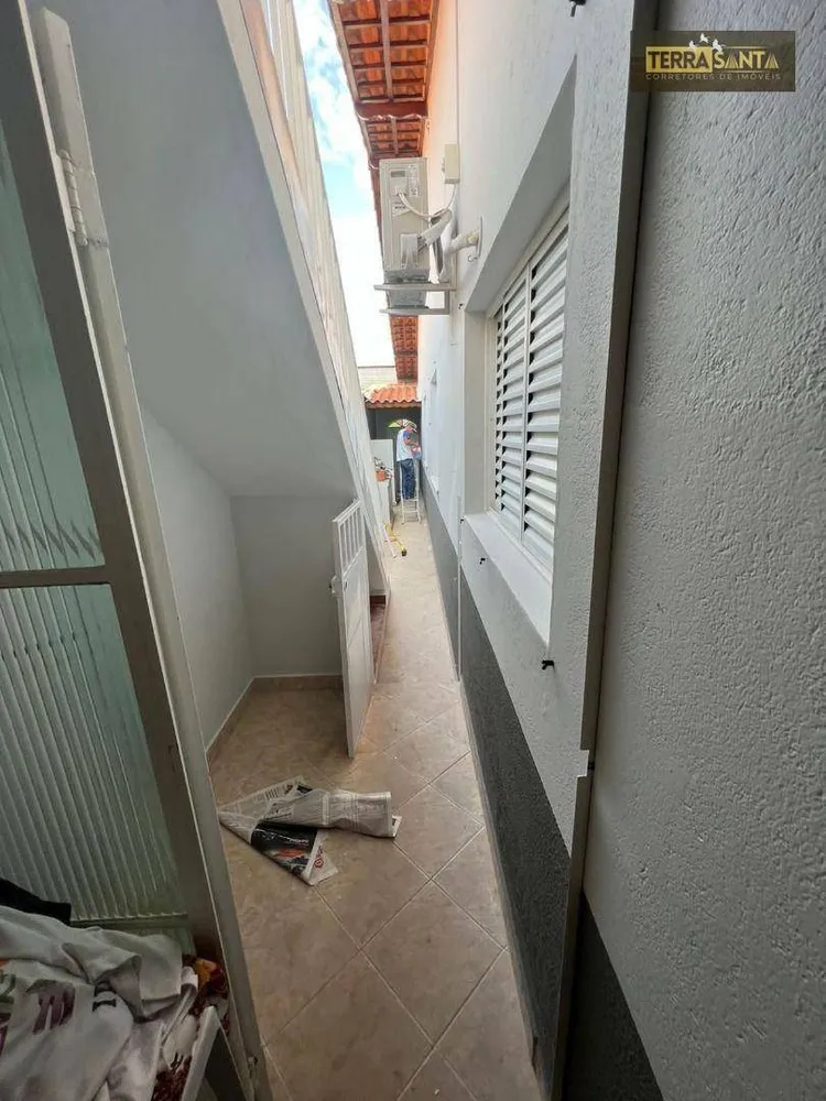 Casa, 3 quartos, 228 m² - Foto 3