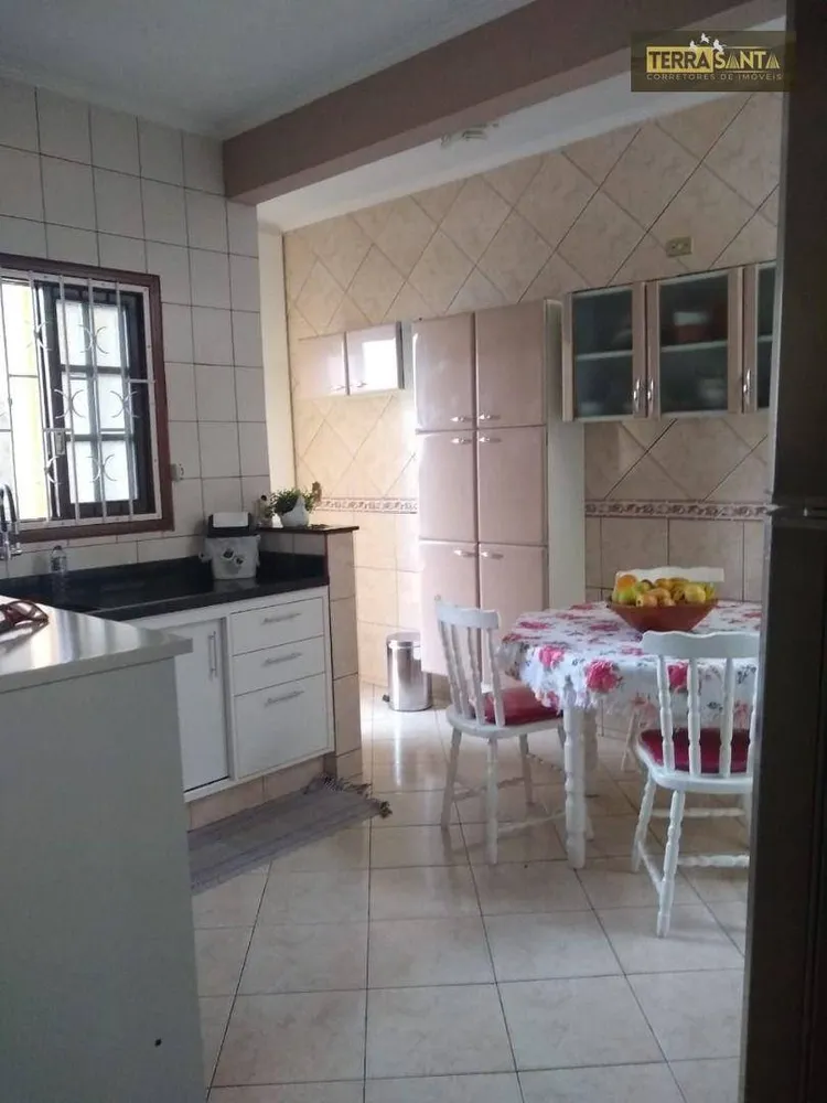 Casa, 3 quartos, 200 m² - Foto 3