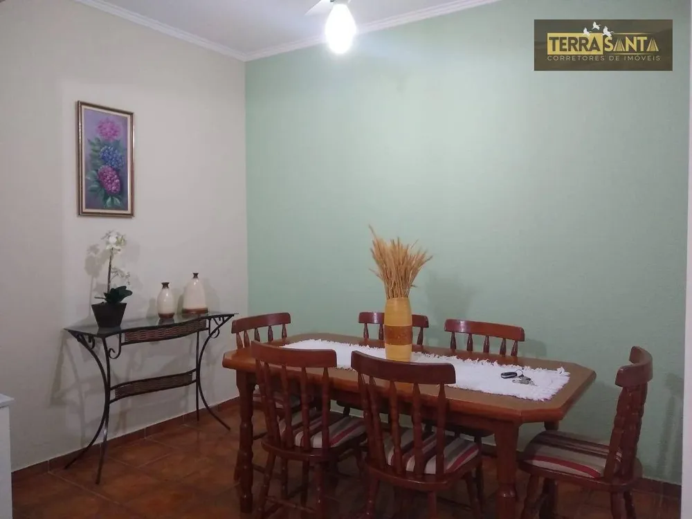 Casa, 3 quartos, 200 m² - Foto 2