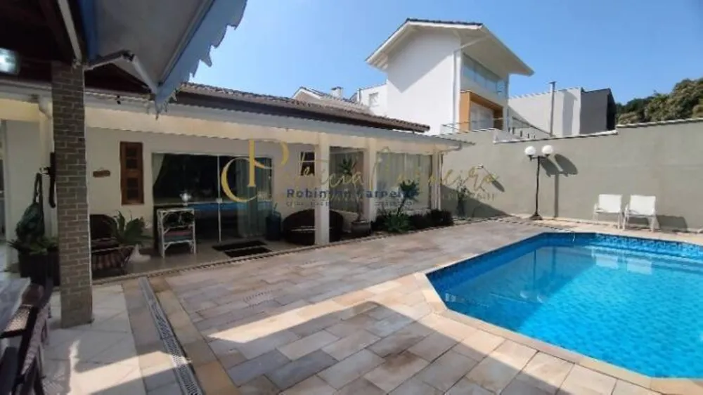 Casa, 4 quartos, 209 m² - Foto 1