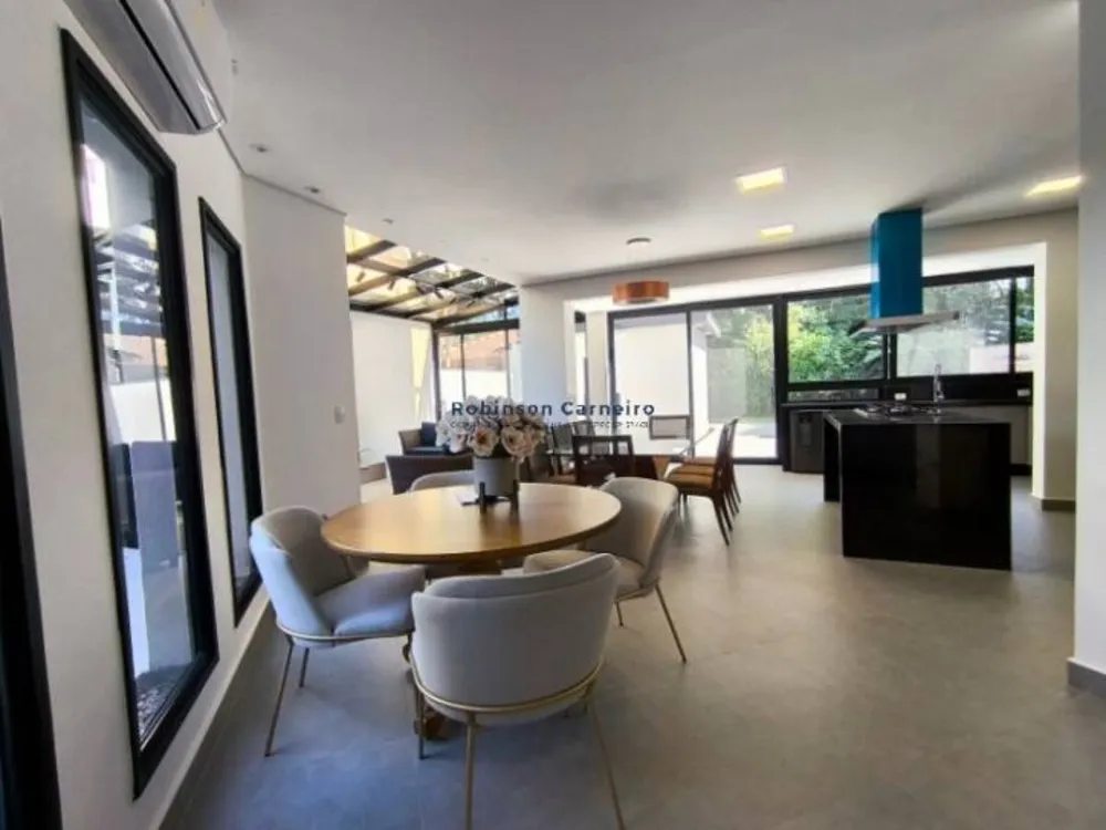 Casa, 5 quartos, 309 m² - Foto 1