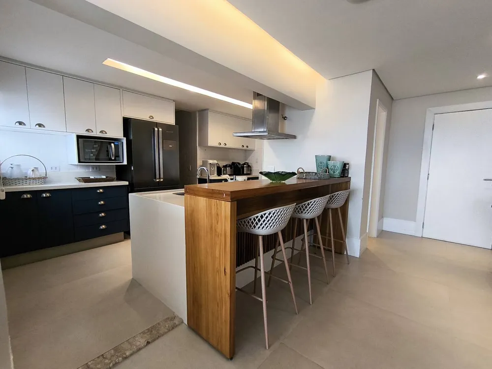 Cobertura, 4 quartos, 270 m² - Foto 2