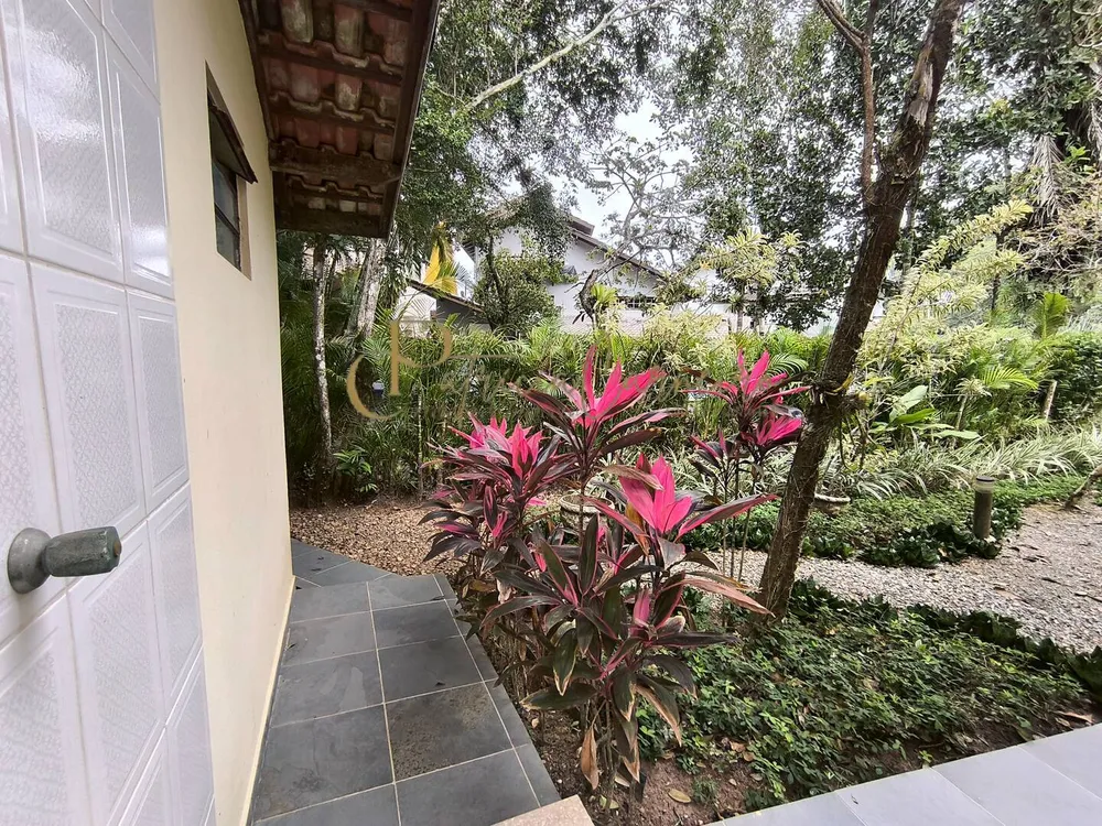 Casa, 5 quartos, 265 m² - Foto 1